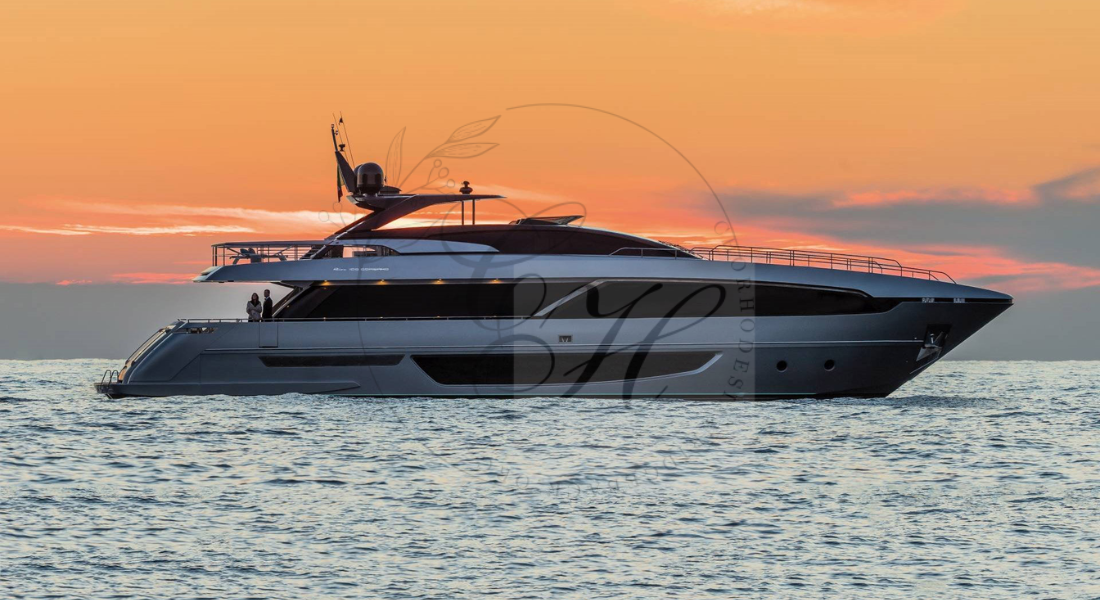 Riva 100 Superyacht